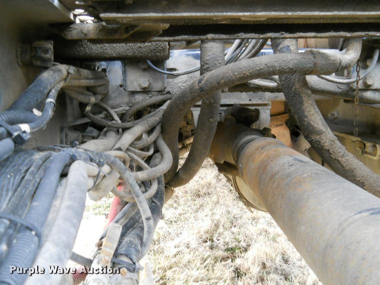 image for item F1572 2009 Freightliner Cascadia semi truck