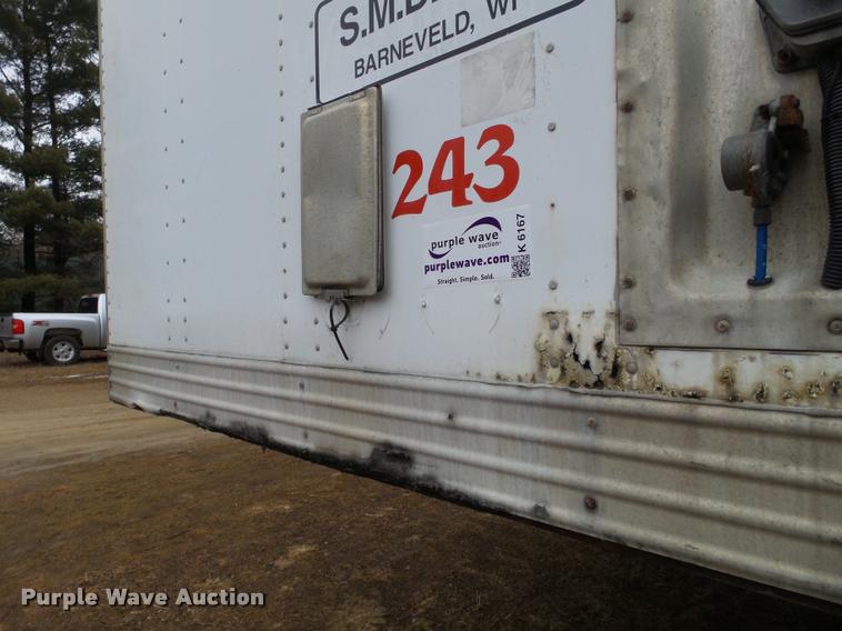 image for item K6167 2000 Utility dry van trailer