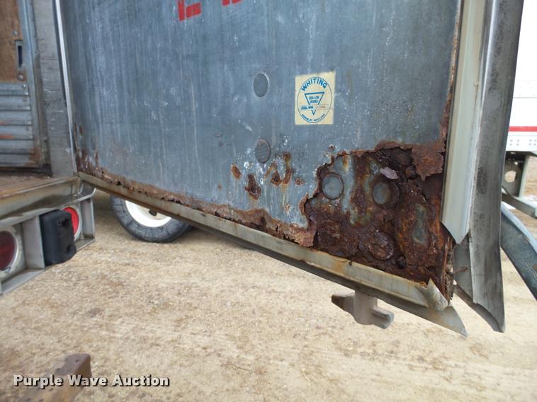 image for item K6167 2000 Utility dry van trailer