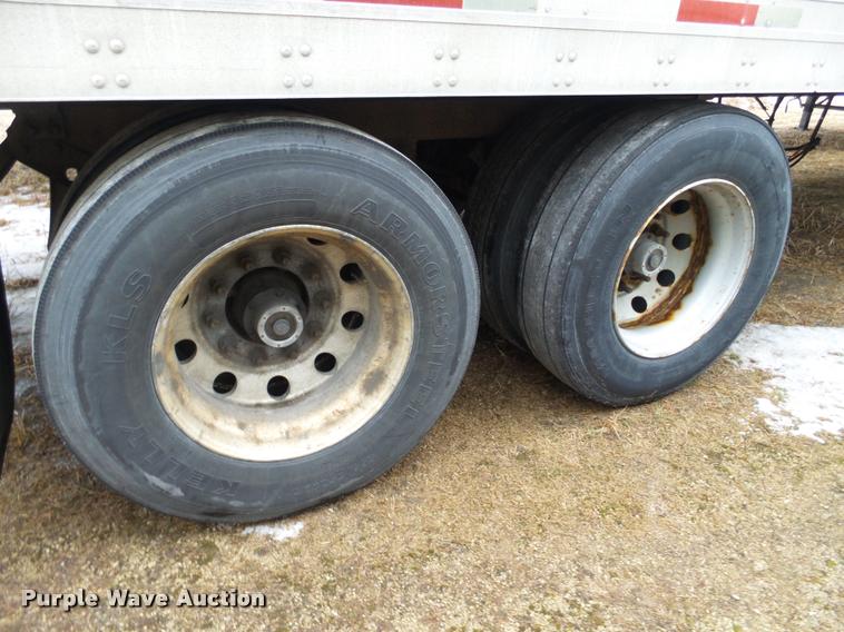 image for item K6167 2000 Utility dry van trailer