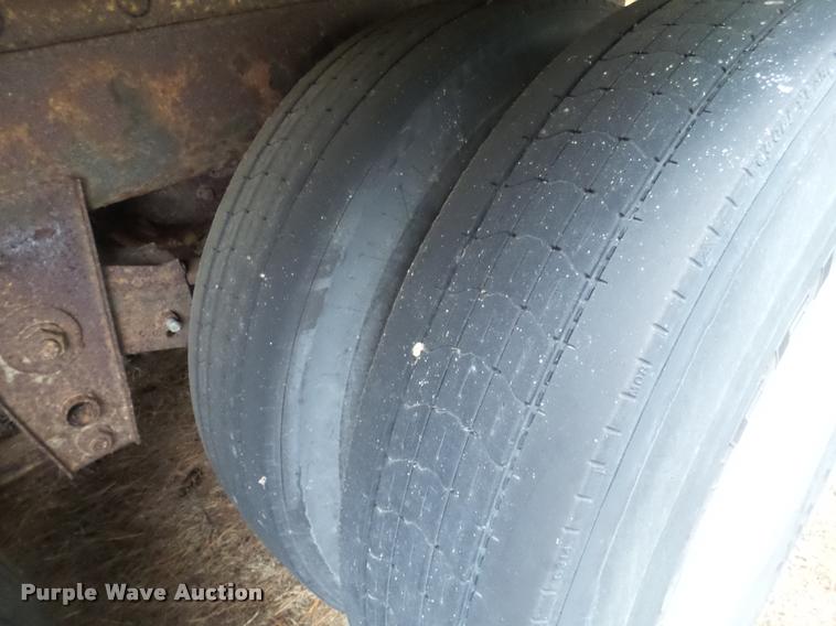 image for item K6170 1996 Utility dry van trailer