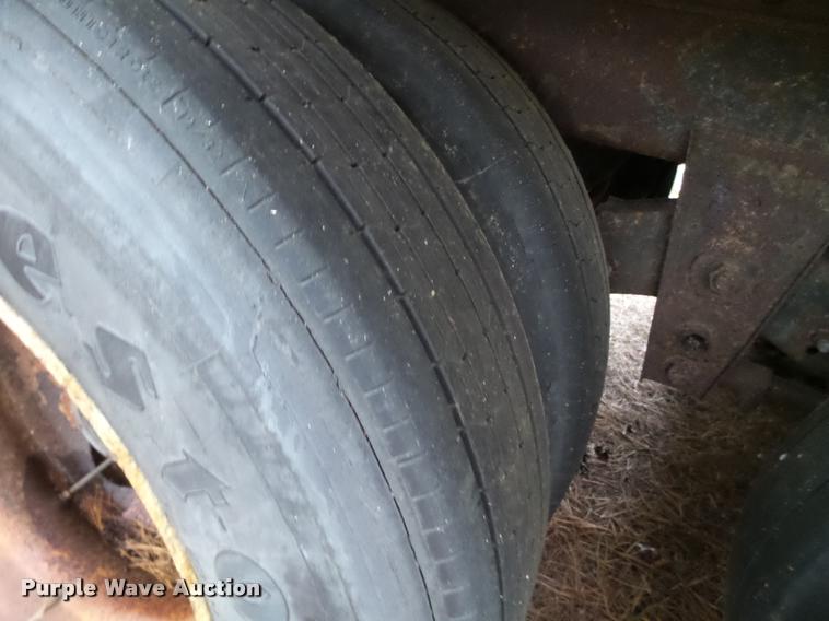 image for item K6170 1996 Utility dry van trailer