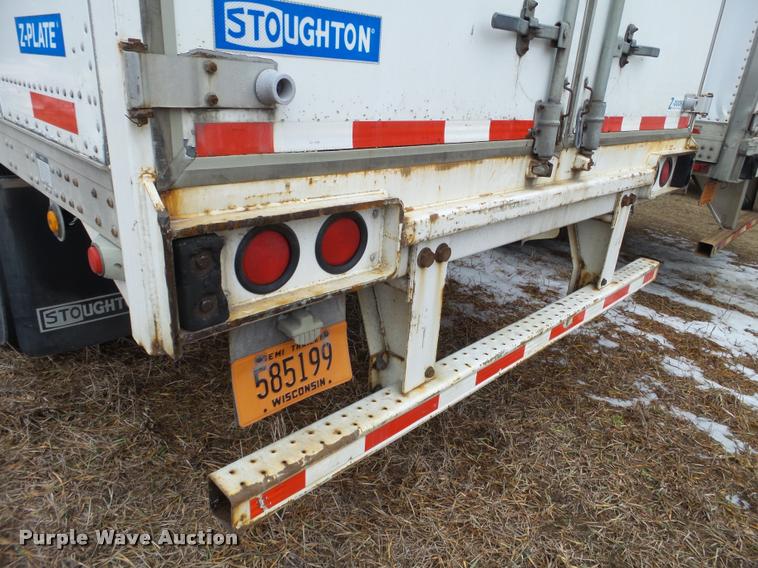 image for item K6172 2009 Stoughton dry van trailer