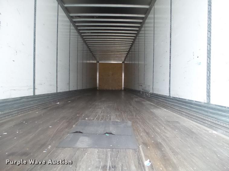 image for item K6172 2009 Stoughton dry van trailer