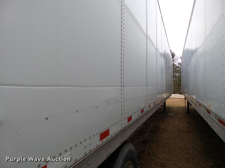 image for item K6172 2009 Stoughton dry van trailer