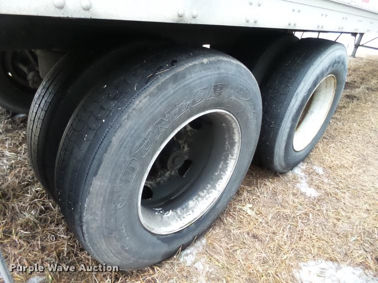 image for item K6172 2009 Stoughton dry van trailer