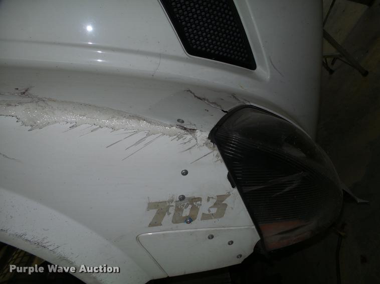 image for item K6173 2007 Volvo VNL semi truck