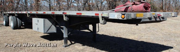 image for item L3018 2006 Utility FS2CHA flatbed trailer