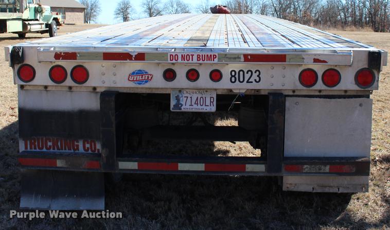 image for item L3018 2006 Utility FS2CHA flatbed trailer
