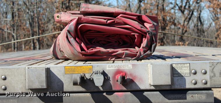 image for item L3018 2006 Utility FS2CHA flatbed trailer