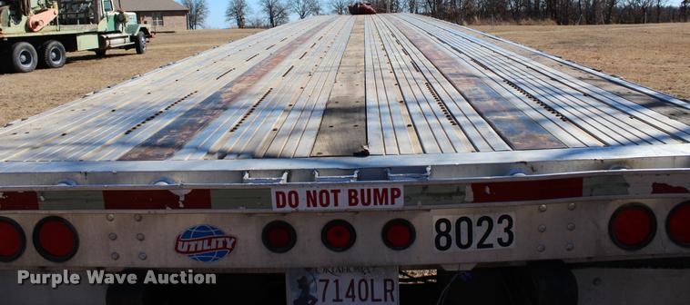 image for item L3018 2006 Utility FS2CHA flatbed trailer
