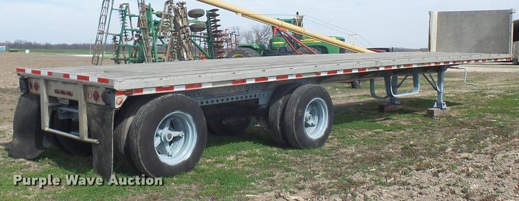 image for item L4628 1978 Dorsey flatbed trailer