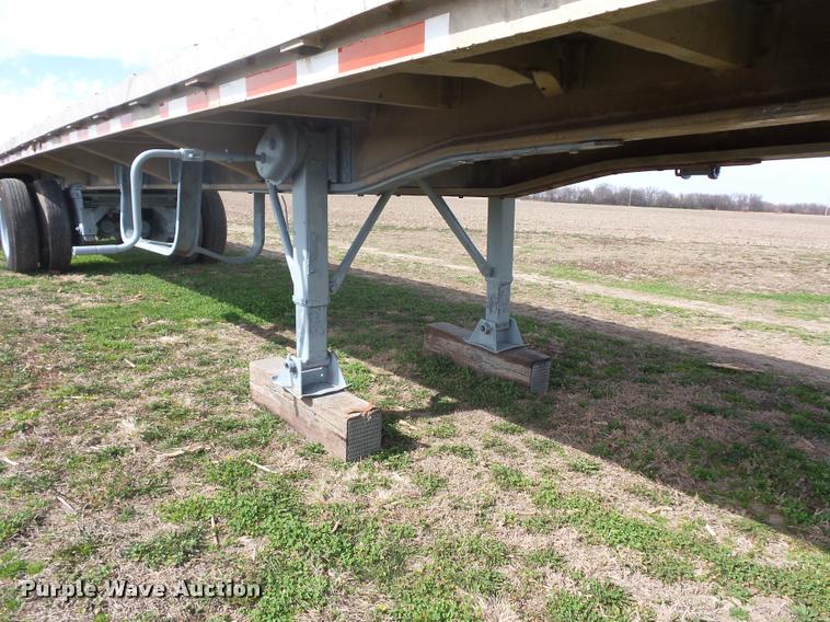 image for item L4628 1978 Dorsey flatbed trailer