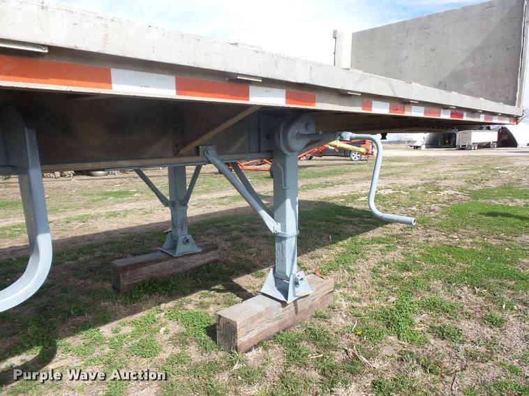 image for item L4628 1978 Dorsey flatbed trailer