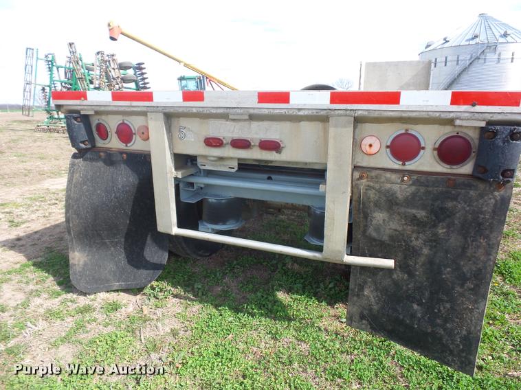 image for item L4628 1978 Dorsey flatbed trailer
