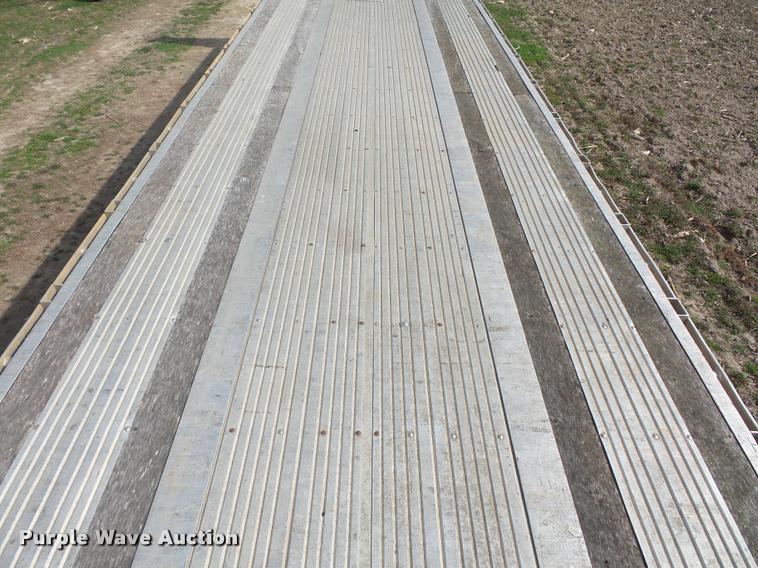 image for item L4628 1978 Dorsey flatbed trailer