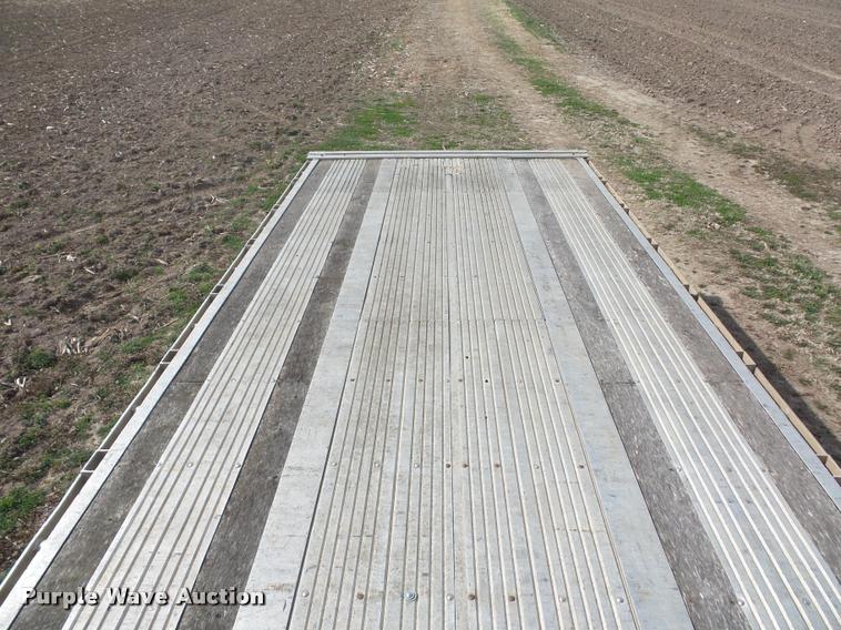 image for item L4628 1978 Dorsey flatbed trailer