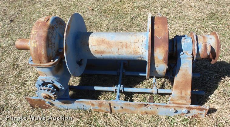 image for item AG9036 Tulsa winch
