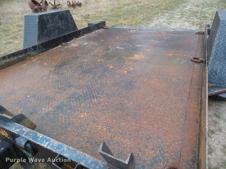 image for item AP9546 2002 BB utility trailer