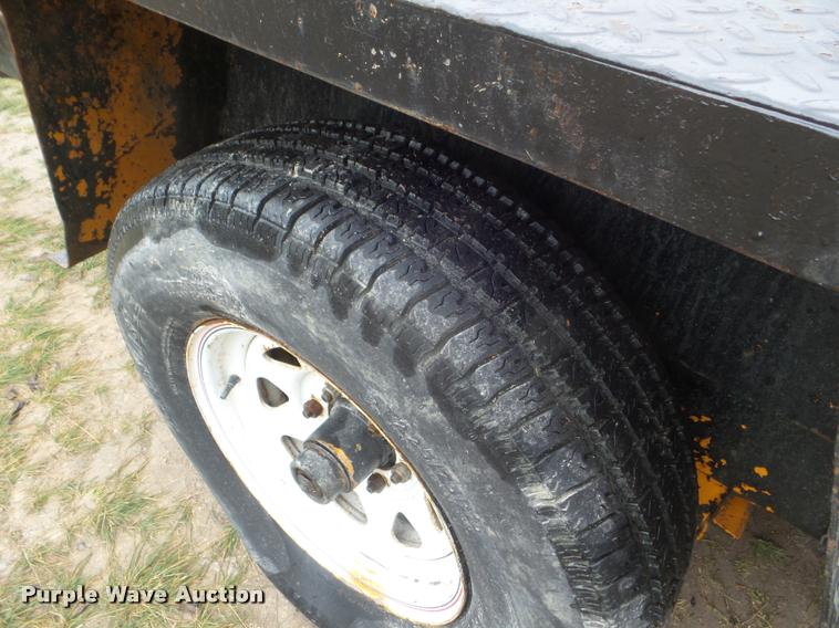 image for item AP9546 2002 BB utility trailer