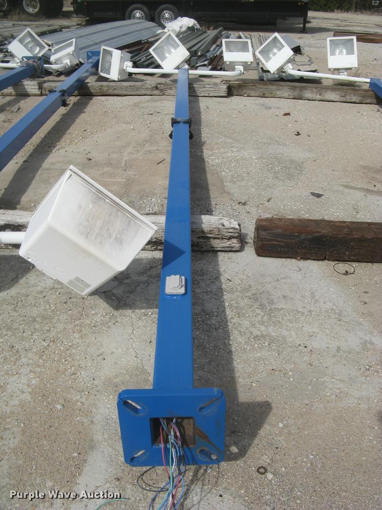 image for item AR9901 (7) commercial light poles