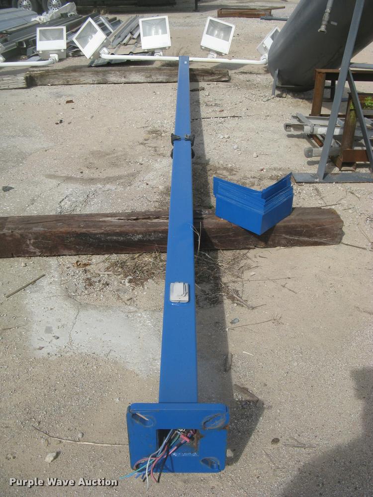 image for item AR9901 (7) commercial light poles
