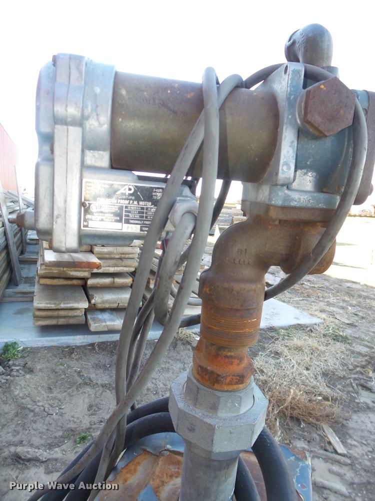 image for item AU9648 (2) fuel tanks