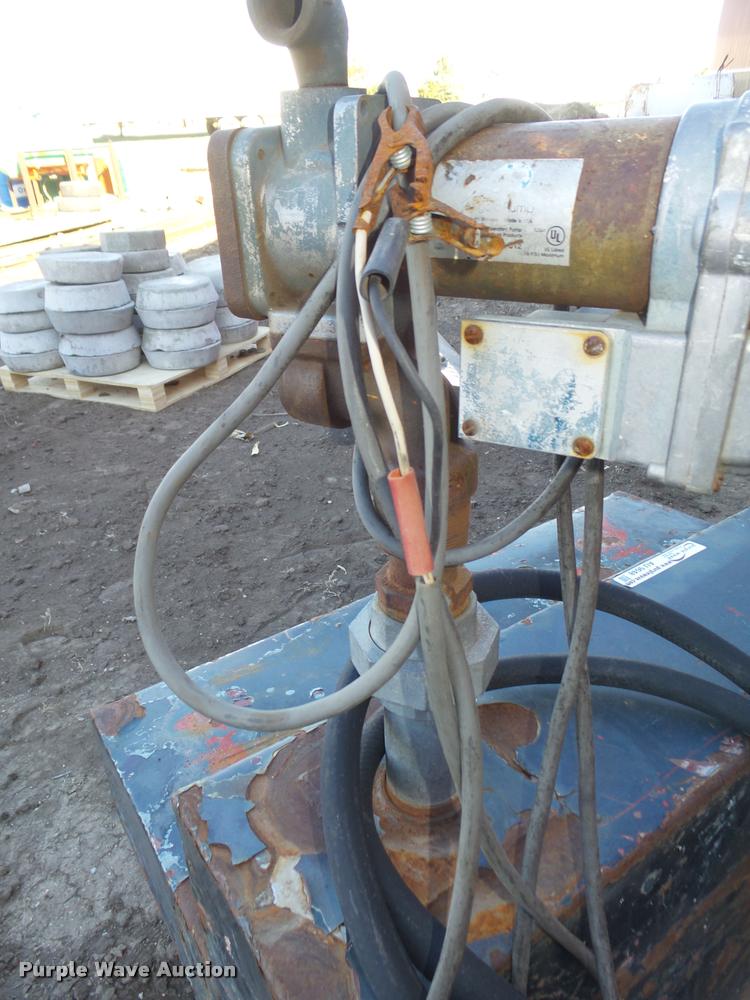 image for item AU9648 (2) fuel tanks