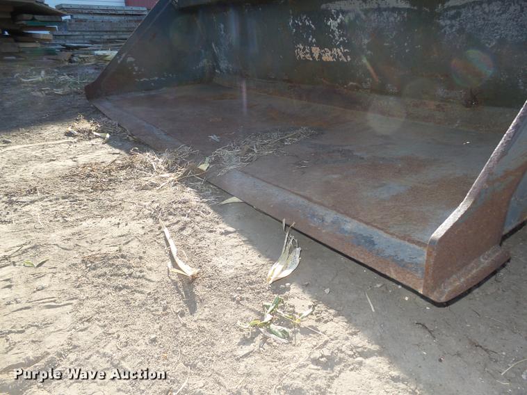 image for item AU9649 Skid steer bucket