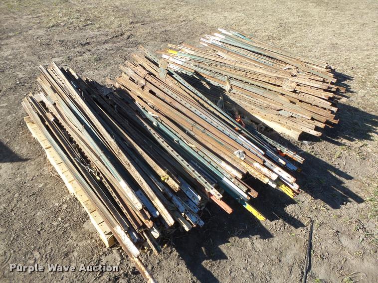 image for item AU9651 (175) steel posts