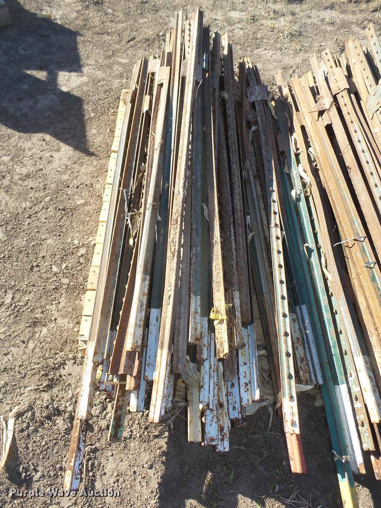 image for item AU9651 (175) steel posts