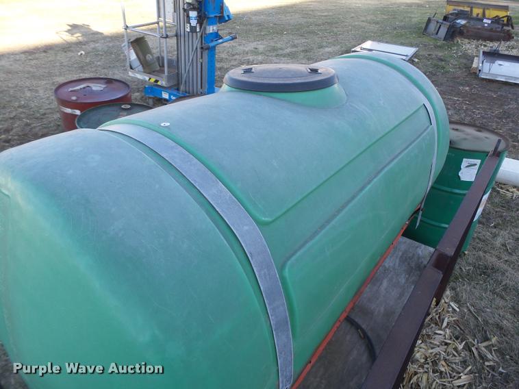 image for item AU9658 Poly tank and barrels