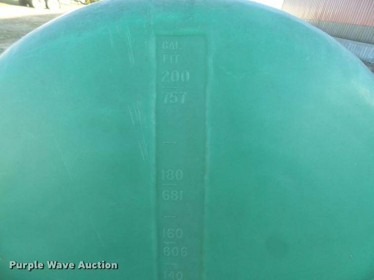 image for item AU9658 Poly tank and barrels