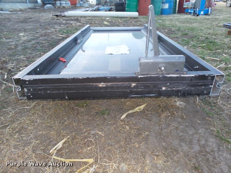 image for item AU9659 Building supplies