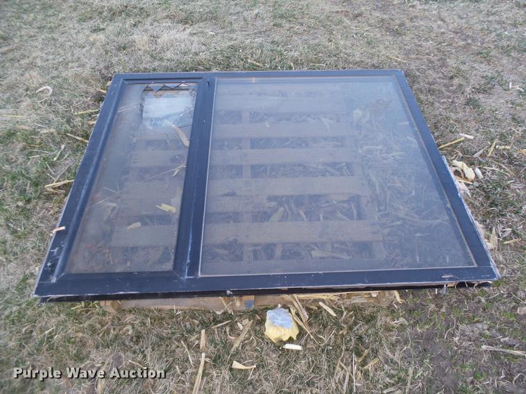 image for item AU9659 Building supplies