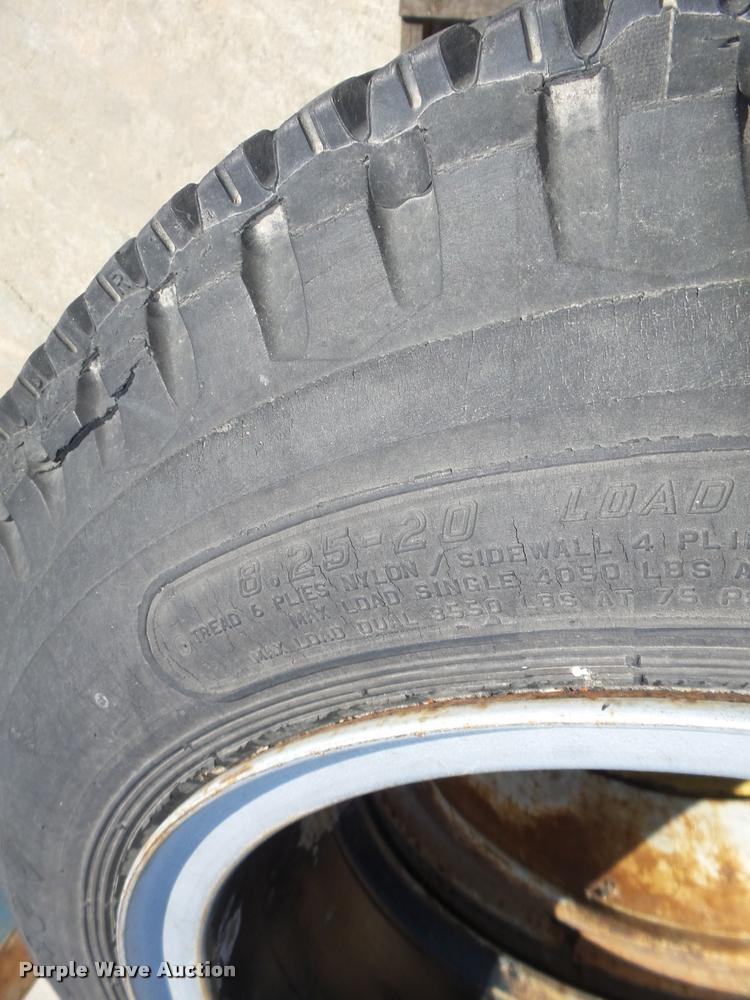 image for item AU9664 (4) tires and wheels