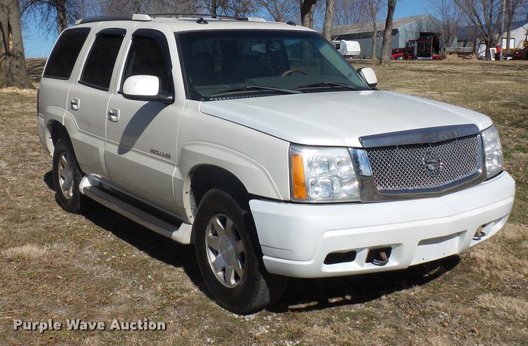 image for item BI9122 2003 Cadillac Escalade SUV