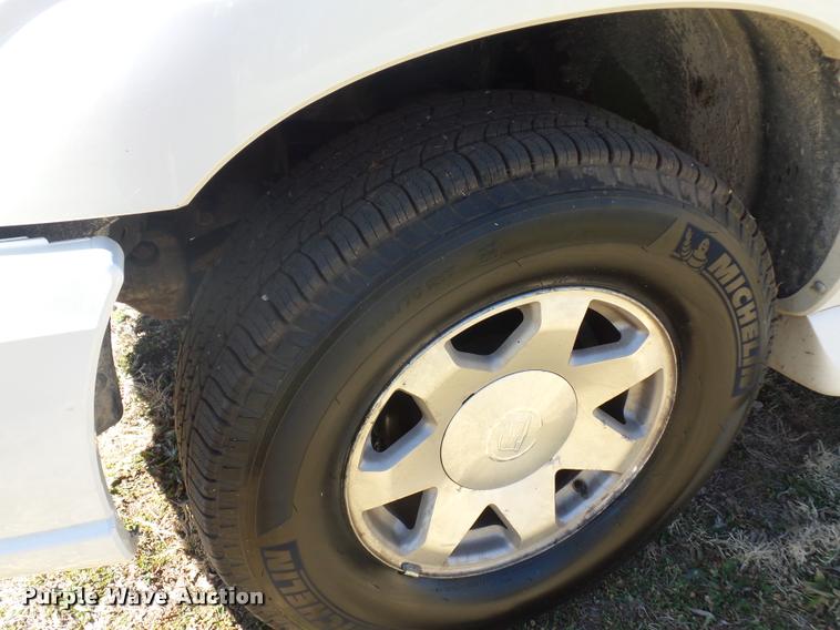 image for item BI9122 2003 Cadillac Escalade SUV