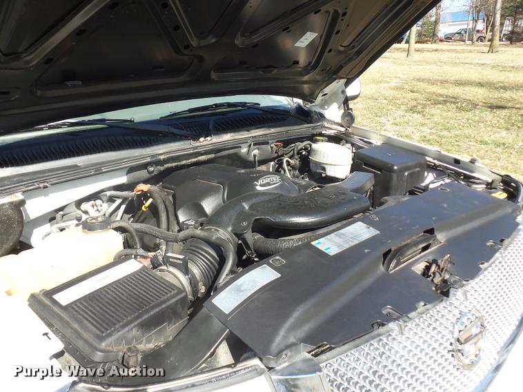 image for item BI9122 2003 Cadillac Escalade SUV