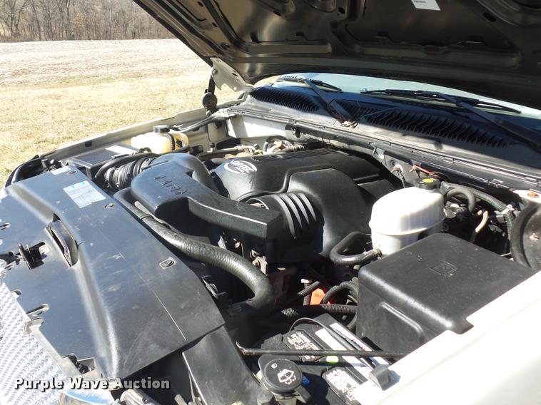 image for item BI9122 2003 Cadillac Escalade SUV