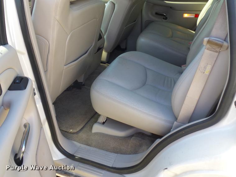 image for item BI9122 2003 Cadillac Escalade SUV
