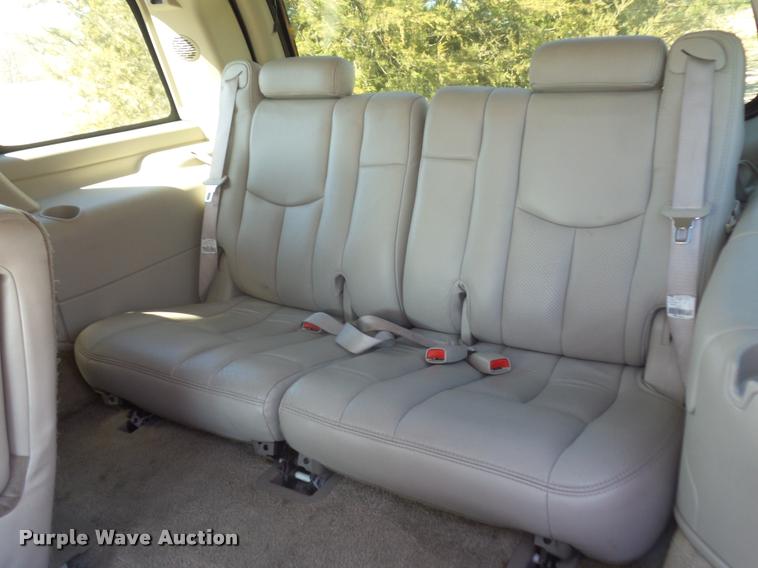 image for item BI9122 2003 Cadillac Escalade SUV