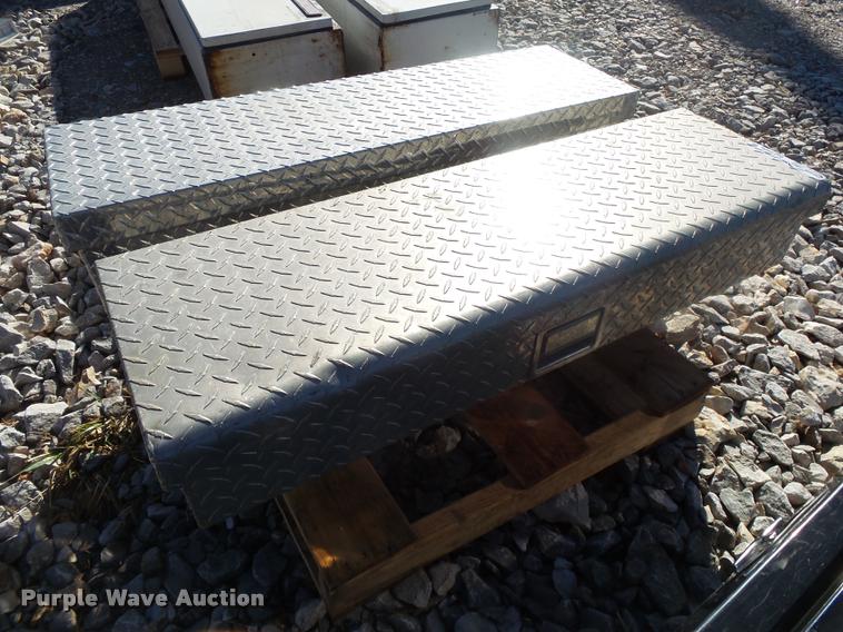 image for item BM9508 (2) L-shaped toolboxes