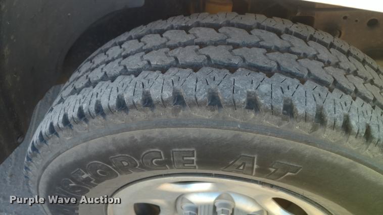 image for item BU9966 2002 Chevrolet Silverado 1500 pickup truck