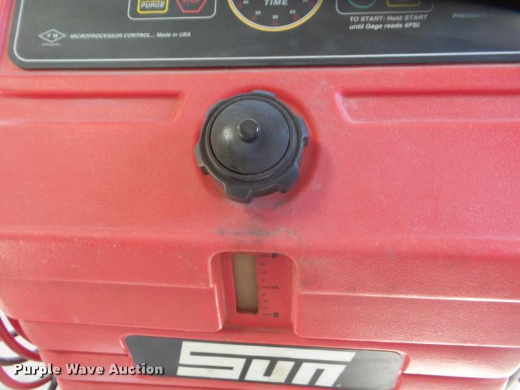 image for item BW9177 Snap-on EEFS100C MotorVac carbon clean system fuel system service and diagnostic machine