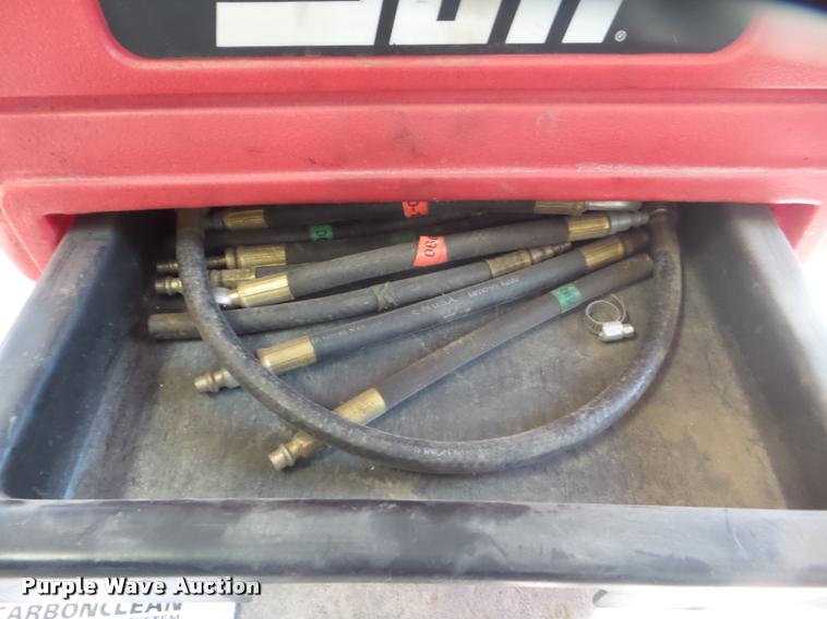 image for item BW9177 Snap-on EEFS100C MotorVac carbon clean system fuel system service and diagnostic machine