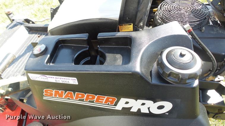 image for item BY9004 2006 Snapper Pro ZTR lawn mower
