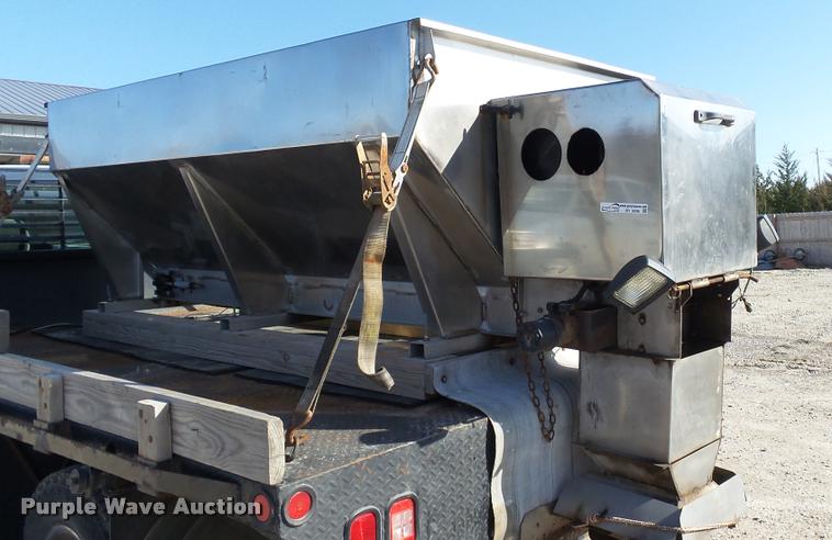 image for item BY9006 Stainless steel salt/sand spreader