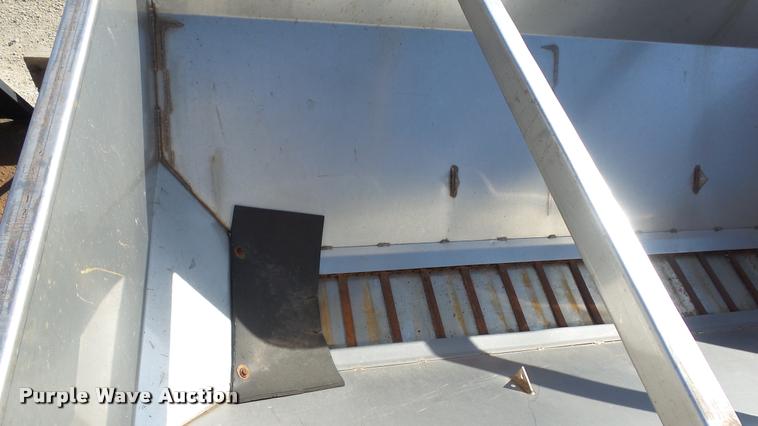 image for item BY9006 Stainless steel salt/sand spreader