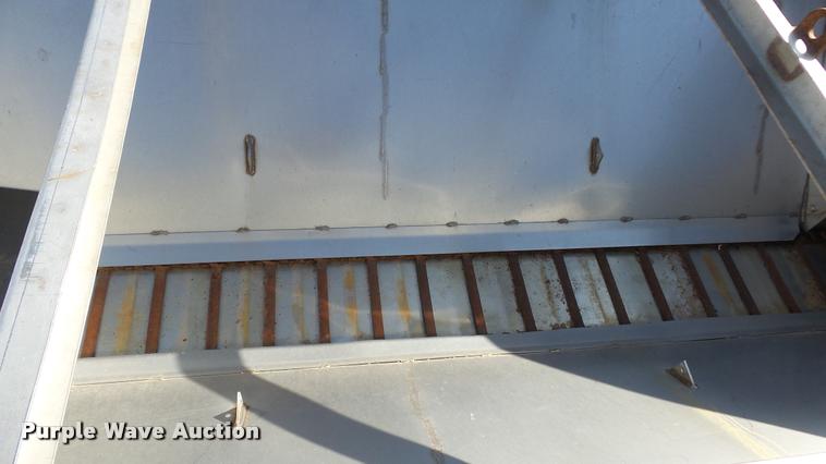 image for item BY9006 Stainless steel salt/sand spreader